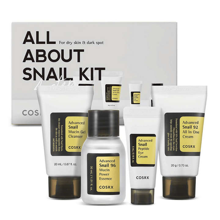 COSRX All About Snail Kit – koreansk hudvårdsbox med Snail Mucin Cleanser, Essence, Eye Cream och All In One Cream för återfuktning och reparation.