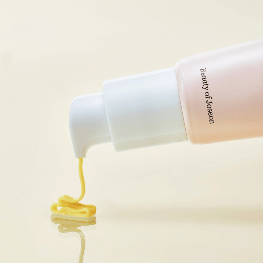 Beauty of Joseon Revive Eye Serum pump med gul formula – koreanskt ögonserum för lyster, elasticitet och minskade rynkor.