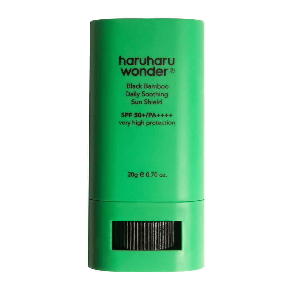 Haruharu Wonder Black Bamboo Daily Soothing Sun Shield – green sunscreen stick with SPF 50+ PA++++ and very high protection, shown from the front with a twist function visible at the bottom.