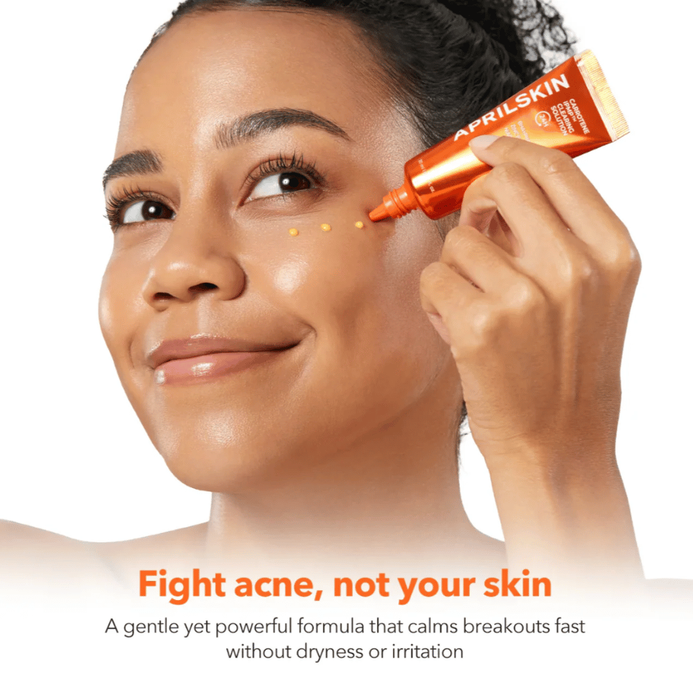 APRILSKIN Carrotene IPMP Clearing Solution applied as spot treatment for acne and pimples, soothing formula with BHA, PHA, zinc and niacinamide for impure skin