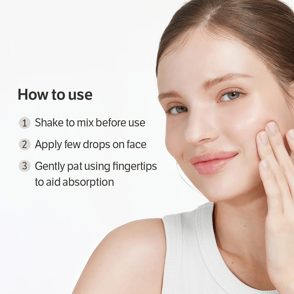 Instruktionsbild som visar hur serumet används – skaka, applicera några droppar och klappa in. Person med glowig hud demonstrerar användningen.
