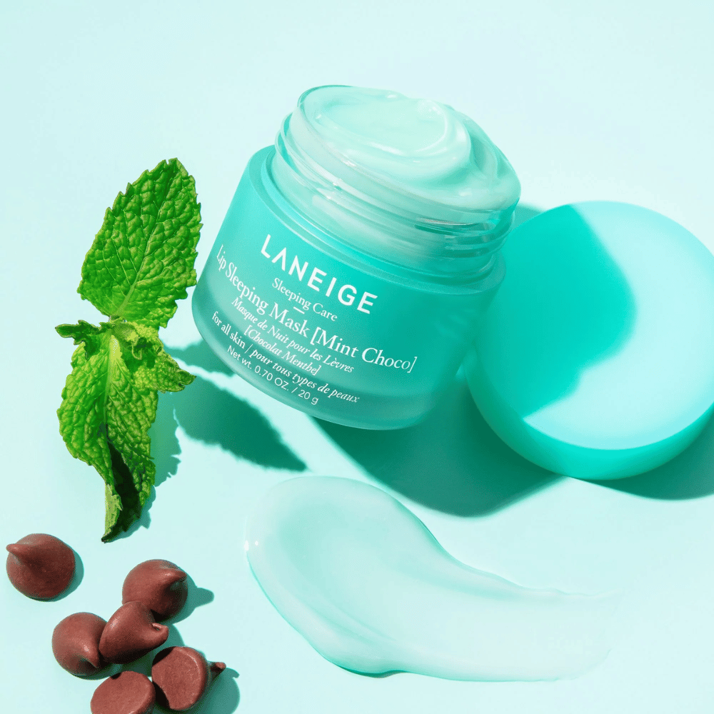 LANEIGE's Lip Sleeping Mask Mint Choco 20g on blue background.