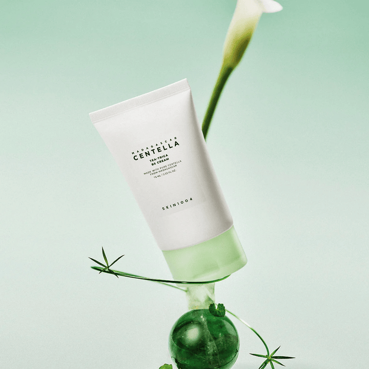 Face cream for problem skin with Tea-Trica complex that helps reduce pimples and restore the skin's balance